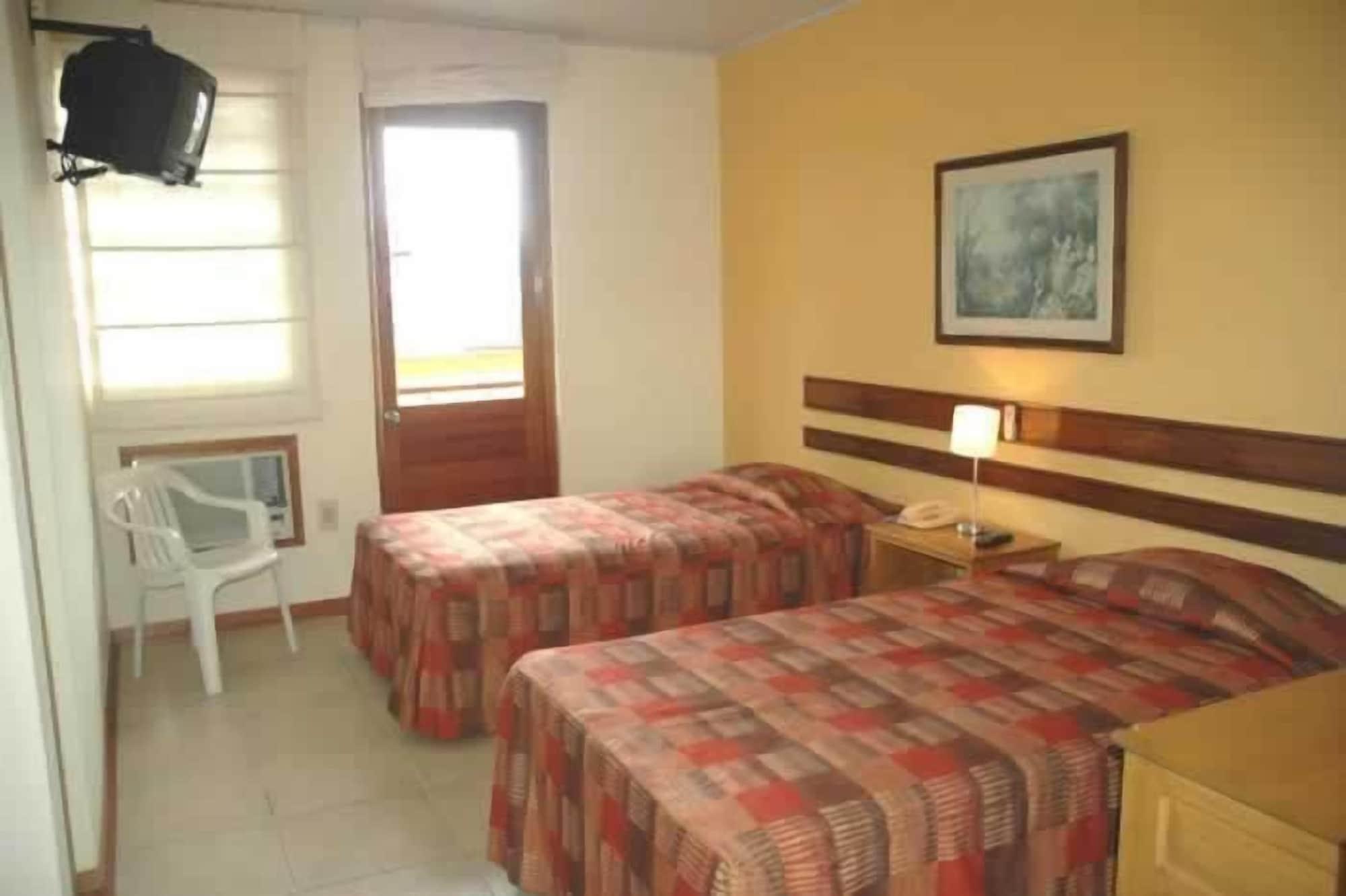 Hotel Acosta Iquitos Eksteriør bilde