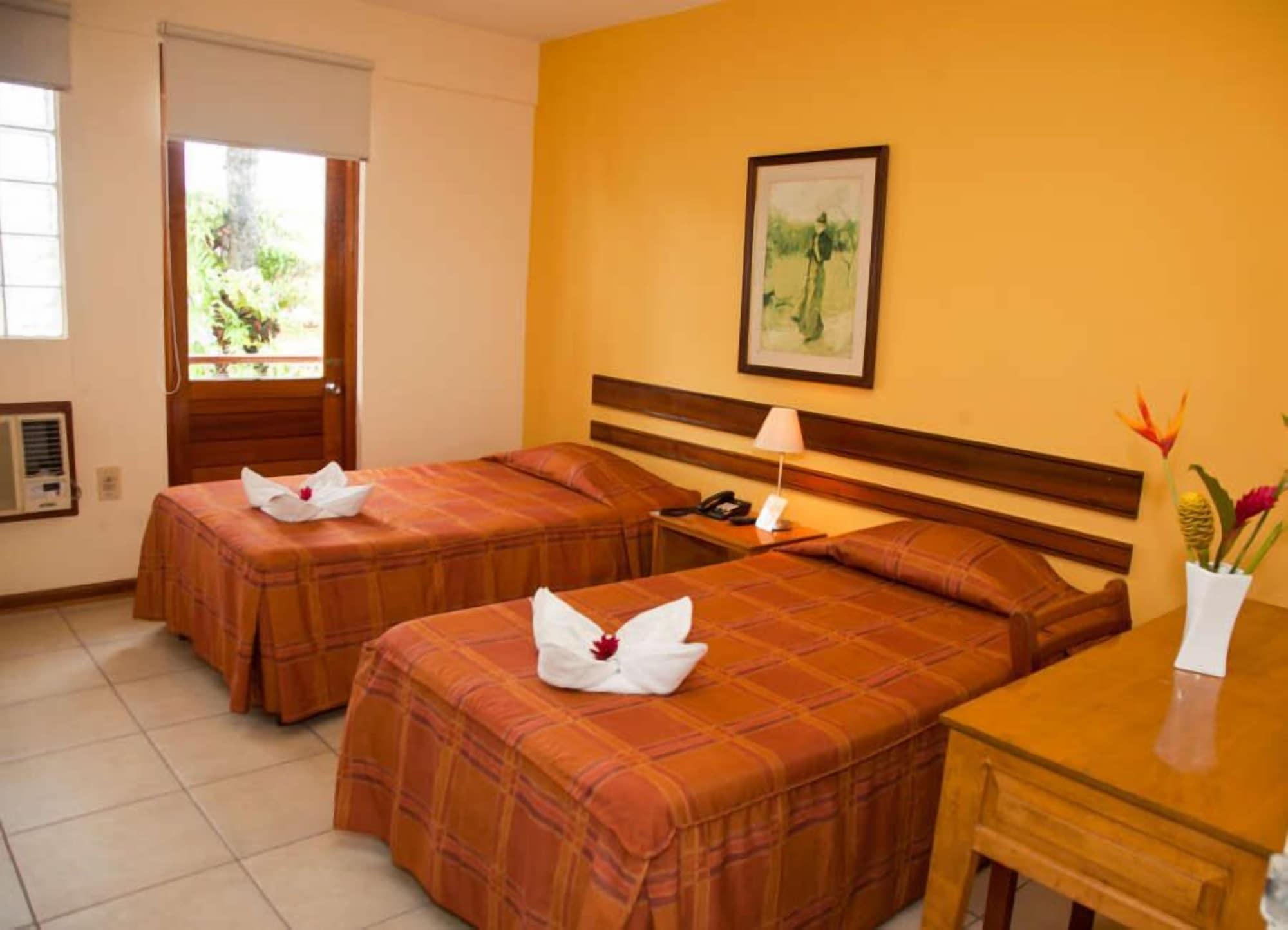 Hotel Acosta Iquitos Eksteriør bilde