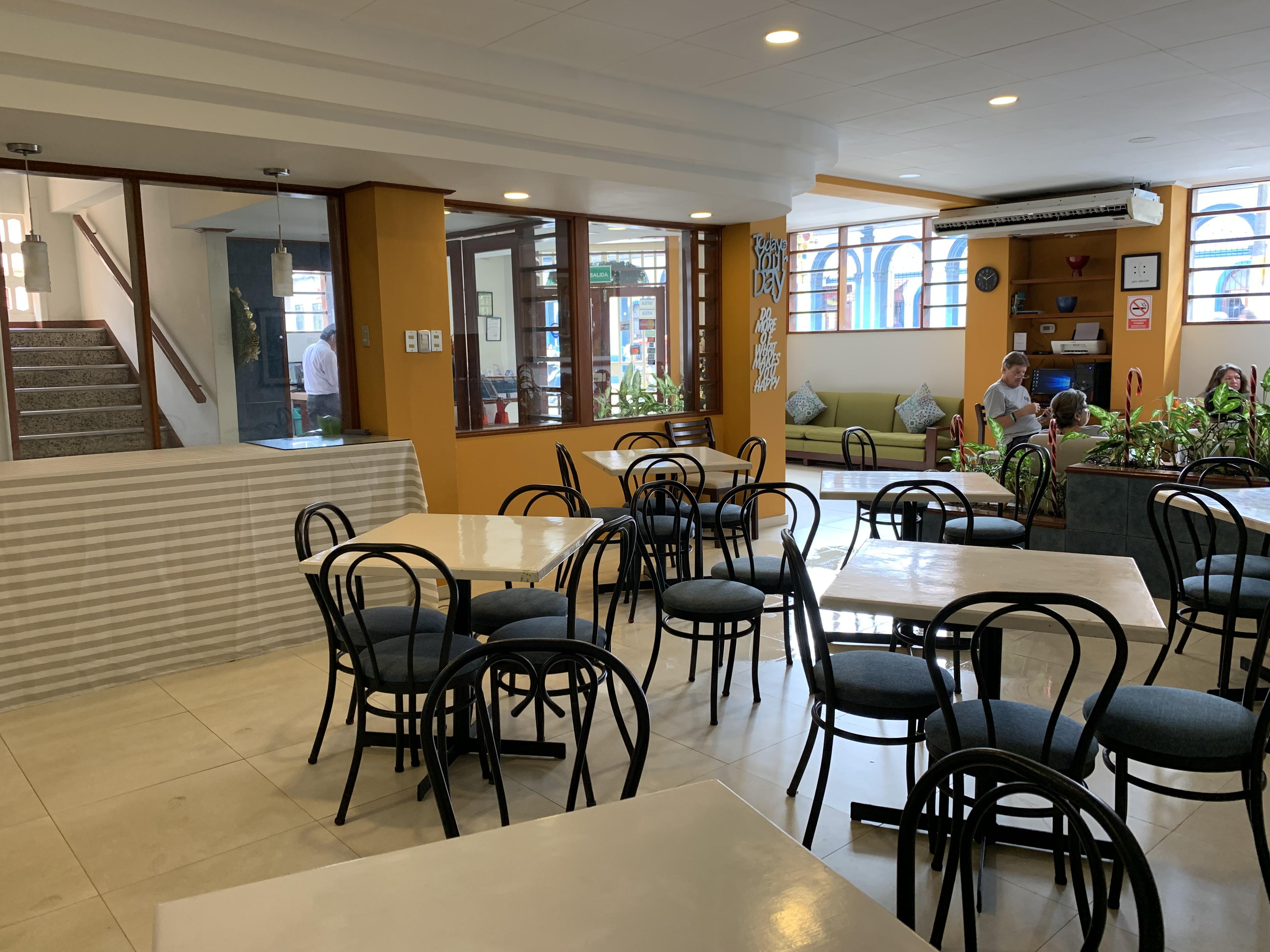 Hotel Acosta Iquitos Eksteriør bilde