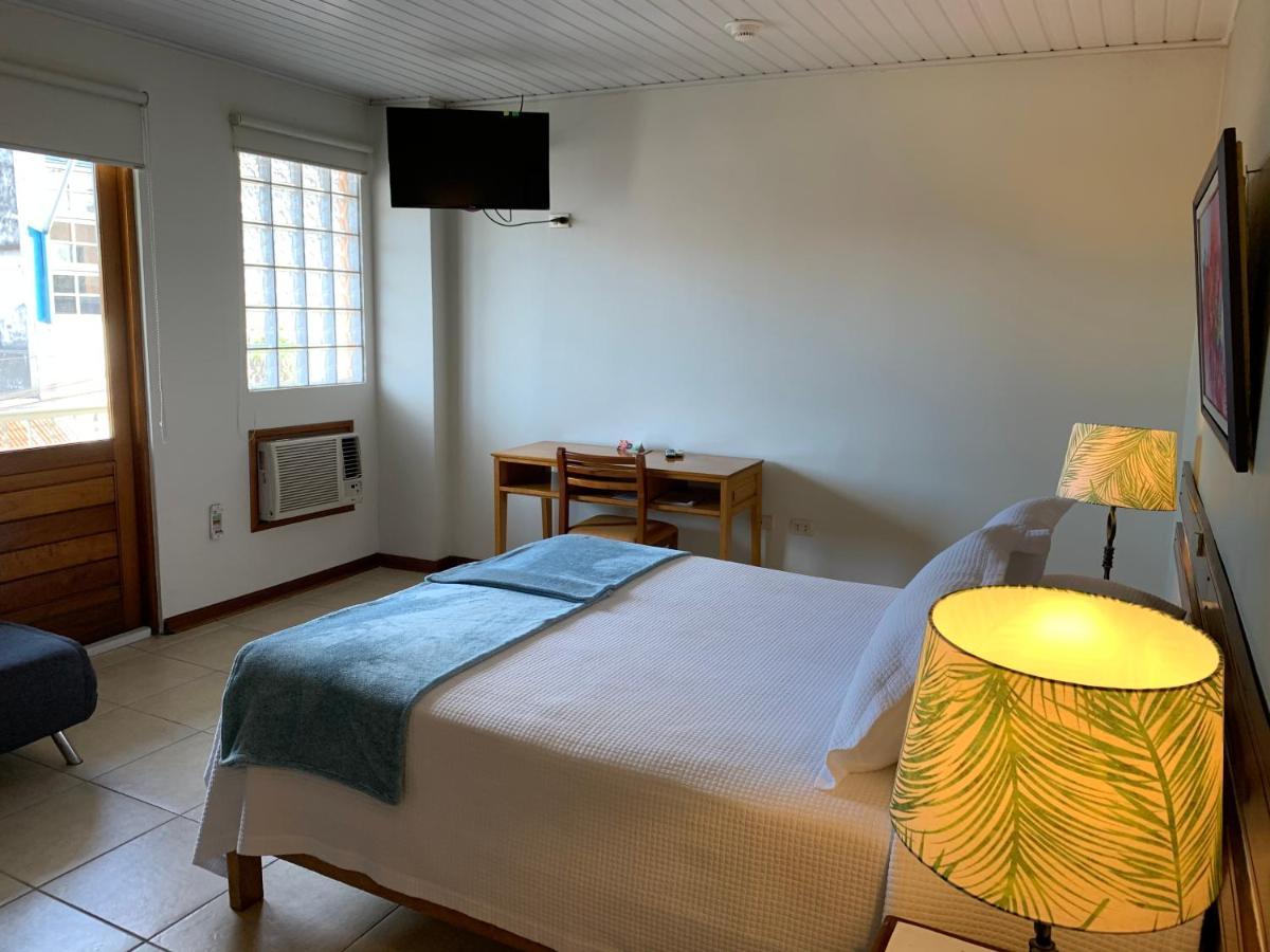 Hotel Acosta Iquitos Eksteriør bilde