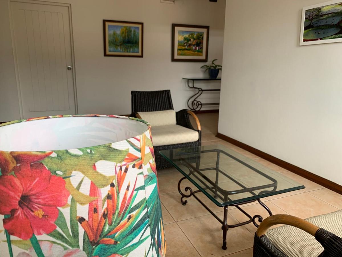 Hotel Acosta Iquitos Eksteriør bilde
