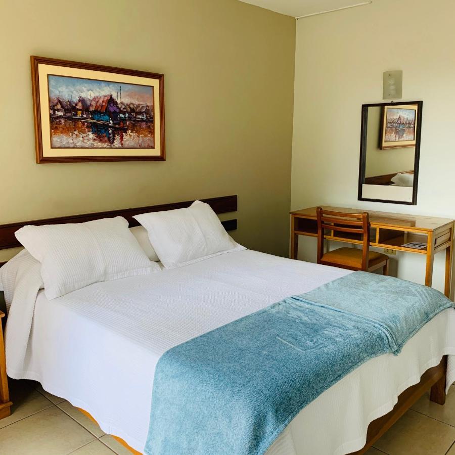 Hotel Acosta Iquitos Eksteriør bilde