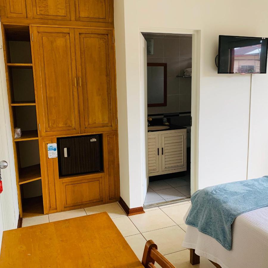 Hotel Acosta Iquitos Eksteriør bilde