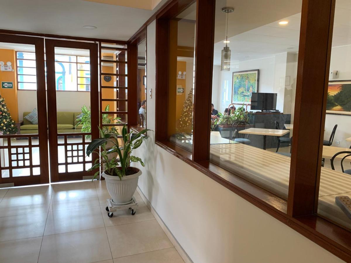 Hotel Acosta Iquitos Eksteriør bilde
